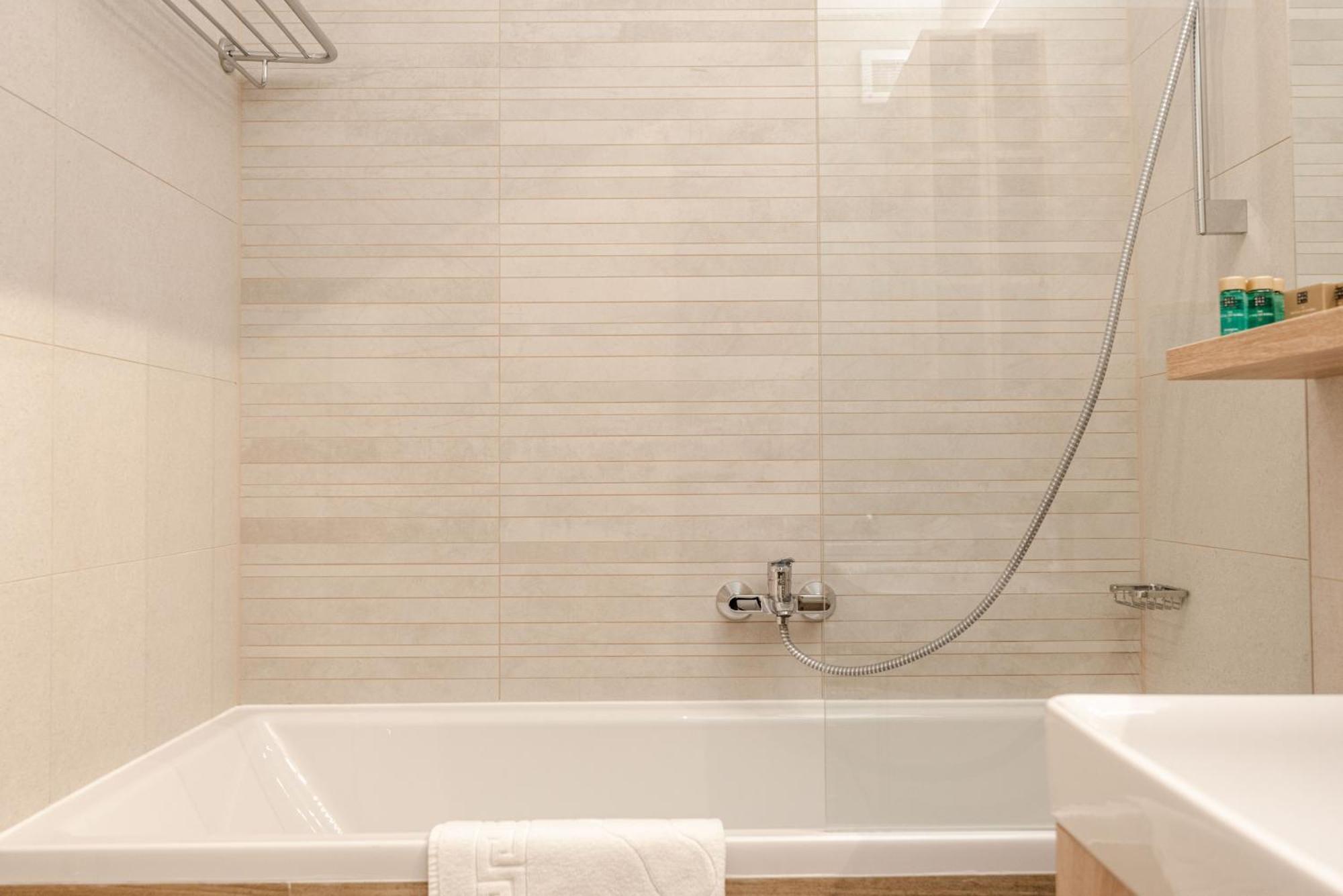 Apart B&V 701 Coresi - Luxury Mountain Haven บราชอฟ ภายนอก รูปภาพ